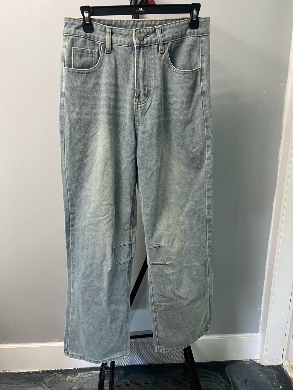 Straight Fit Men's Washed Light Blue Jeans